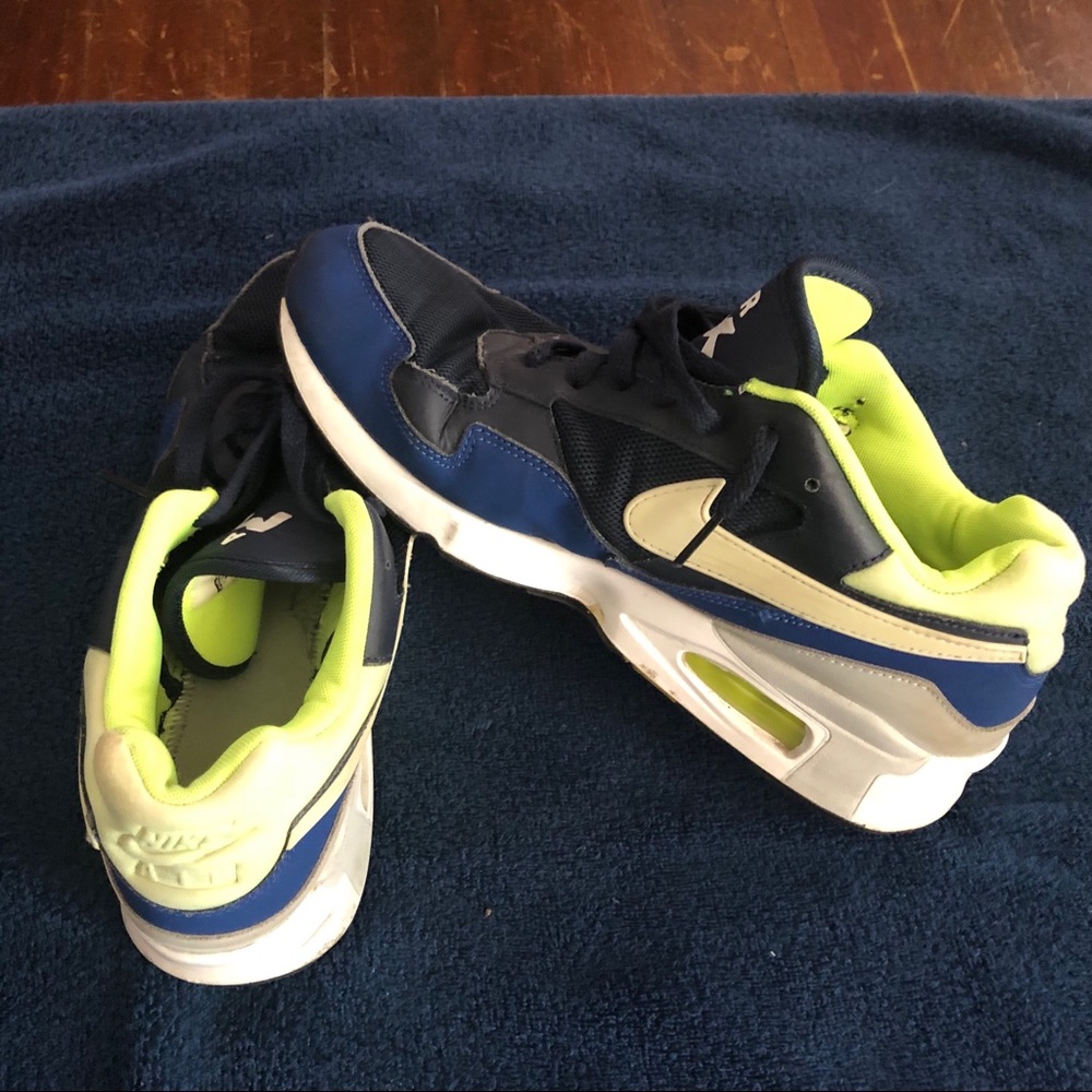 Nike Air Max St